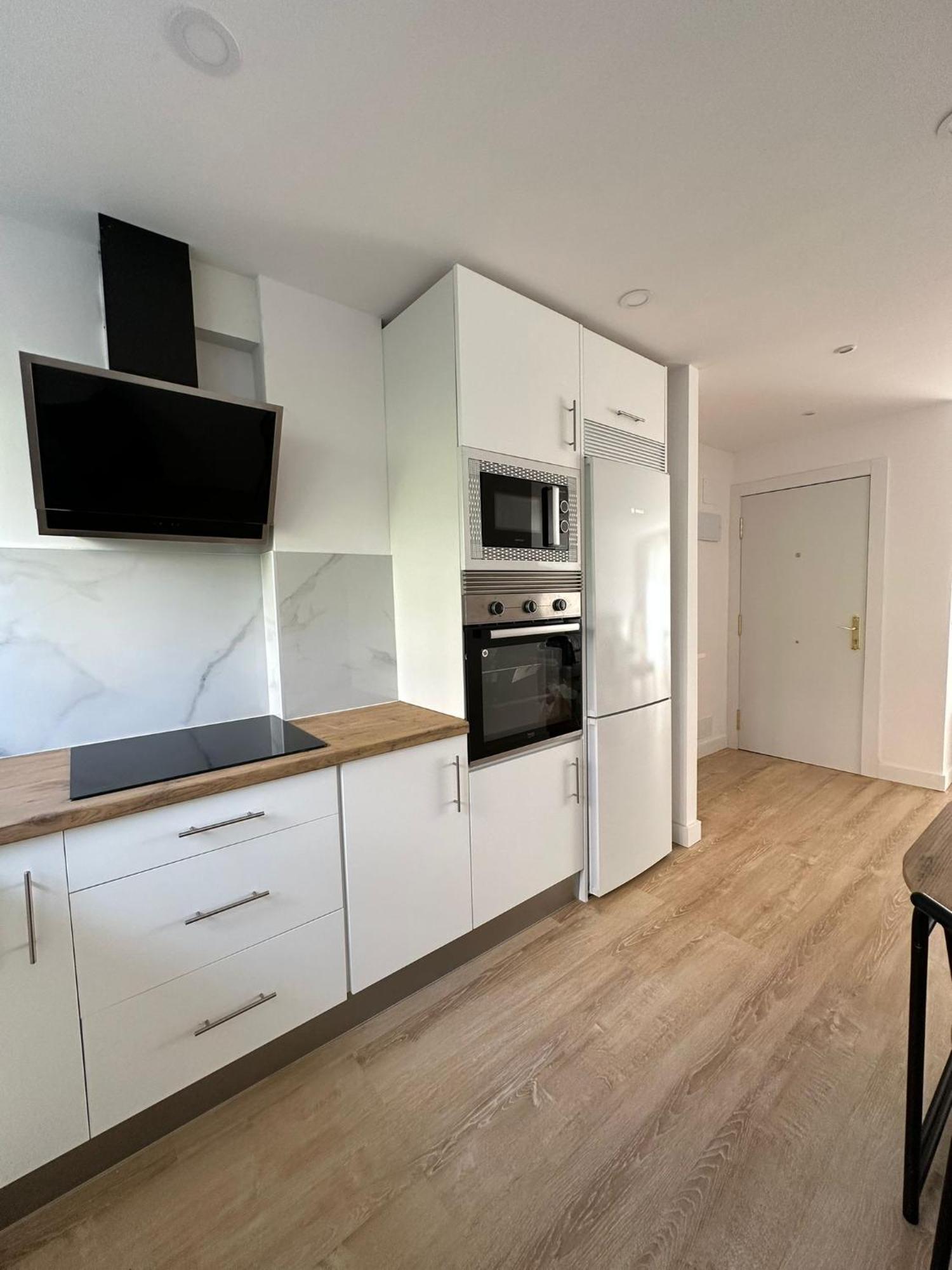 Apartamento Centrico Alba ซานตานเดร์ ภายนอก รูปภาพ